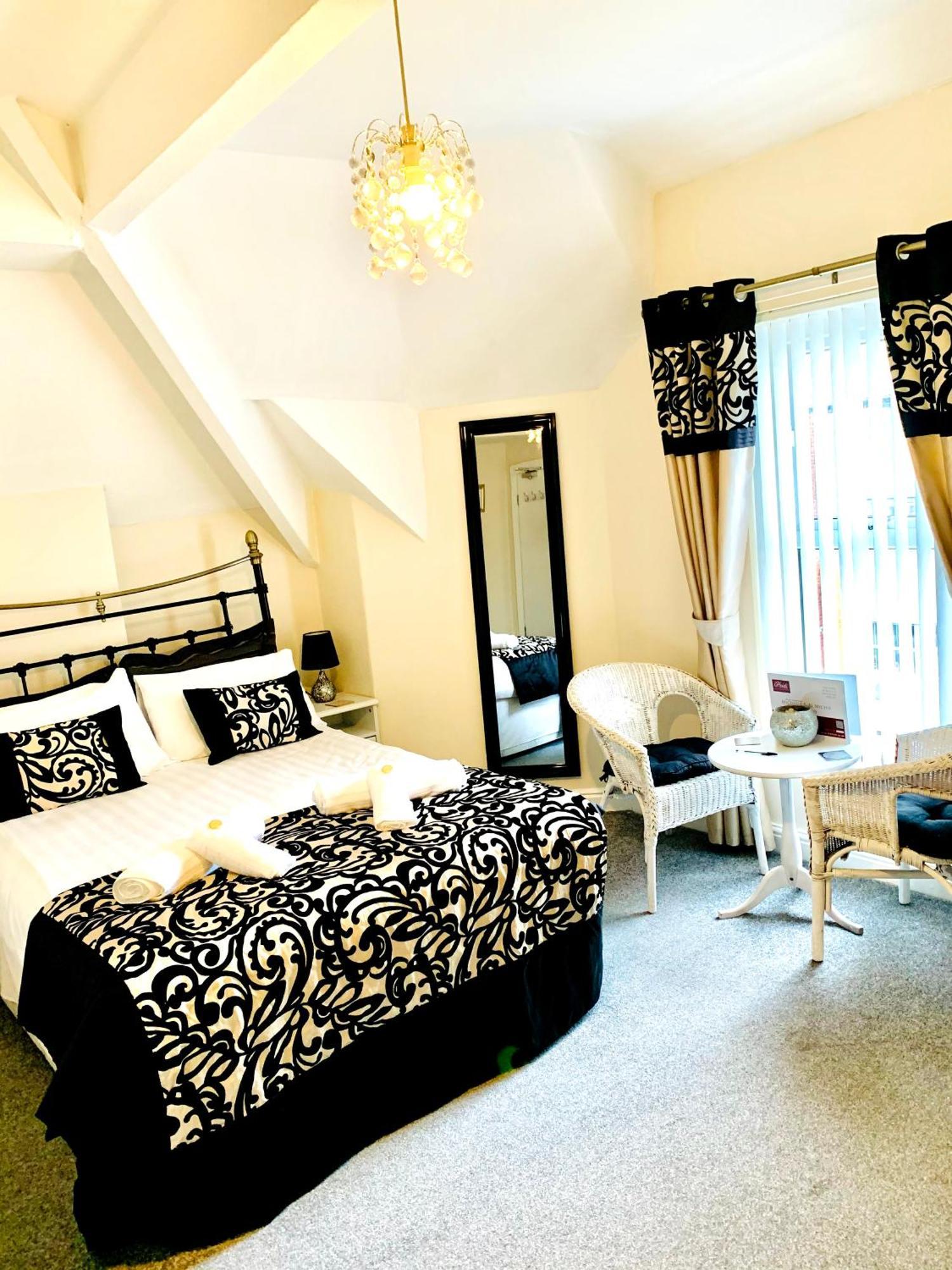 The Heidi Bed & Breakfast Southport Dış mekan fotoğraf